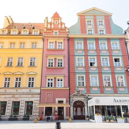 Rynek 20/21 -Cosy New Apartment on The Market Square - 4 Bedrooms - 8 People Wrocław Buitenkant foto