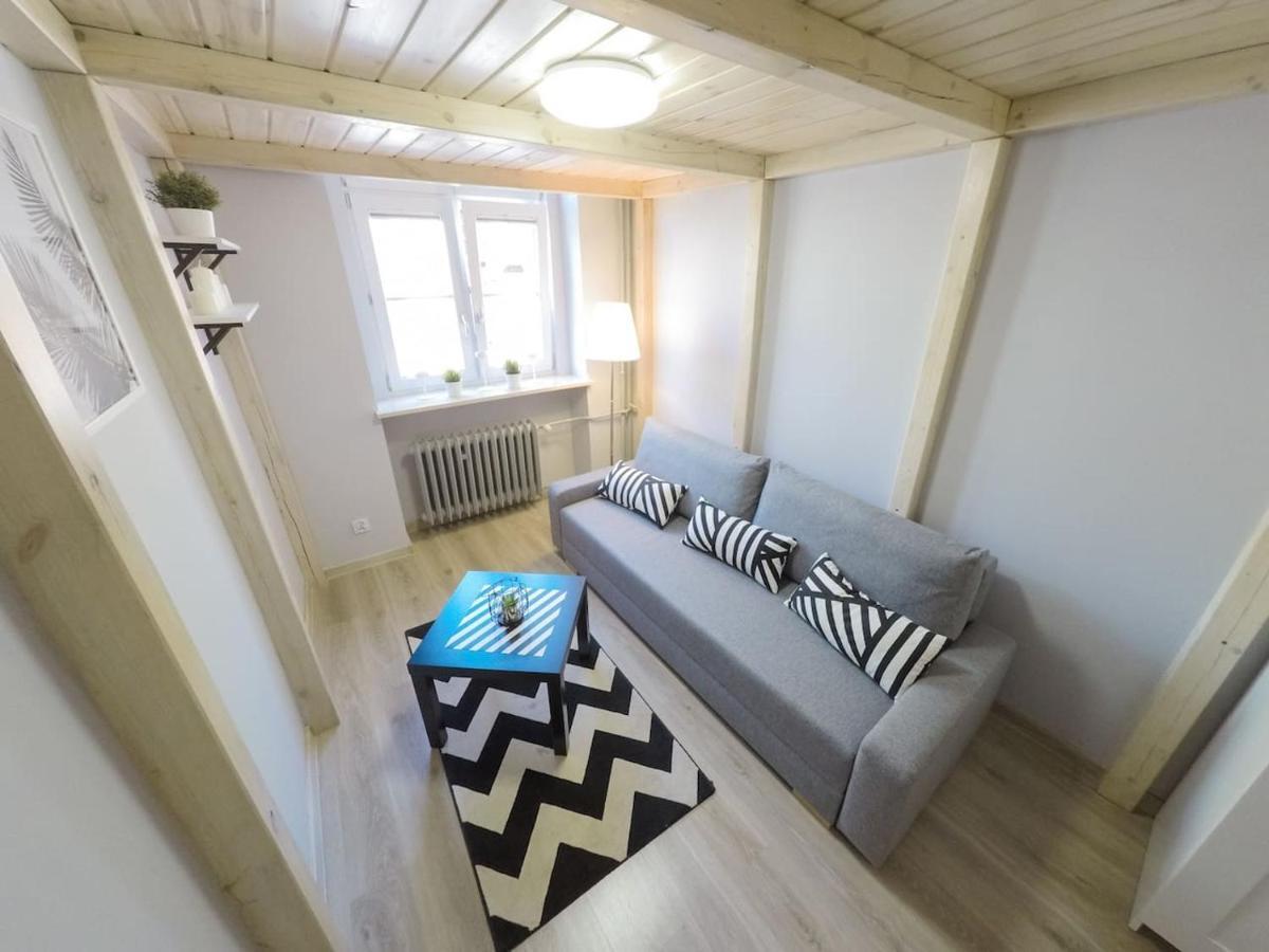 Rynek 20/21 -Cosy New Apartment on The Market Square - 4 Bedrooms - 8 People Wrocław Buitenkant foto