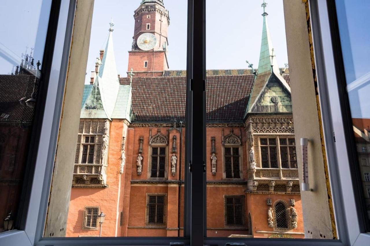 Rynek 20/21 -Cosy New Apartment on The Market Square - 4 Bedrooms - 8 People Wrocław Buitenkant foto