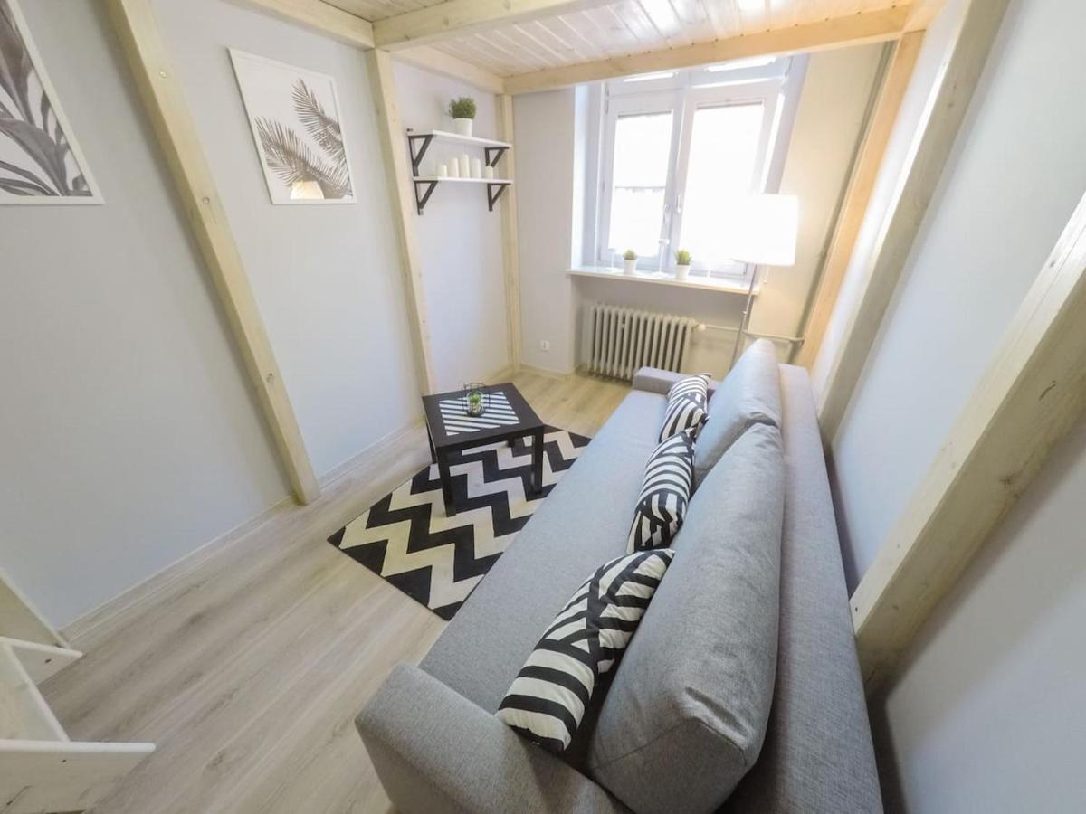 Rynek 20/21 -Cosy New Apartment on The Market Square - 4 Bedrooms - 8 People Wrocław Buitenkant foto