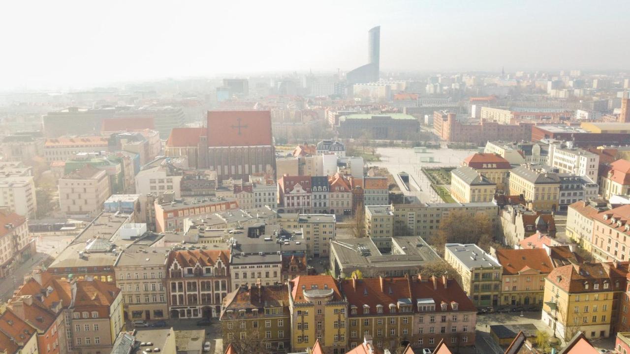 Rynek 20/21 -Cosy New Apartment on The Market Square - 4 Bedrooms - 8 People Wrocław Buitenkant foto